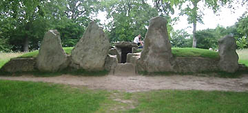 Waylands Smithy, near Ashbury, Wiltshire, ancient megalithic stone circle and long barrow. Photograph © by Alan Fisher.